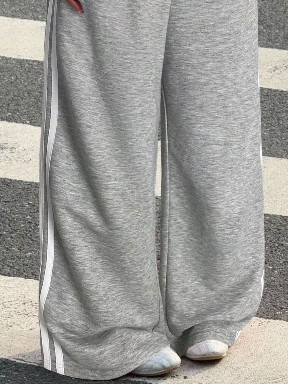 High-Waisted Wide-Leg Track Pants with Side Stripes, image 12