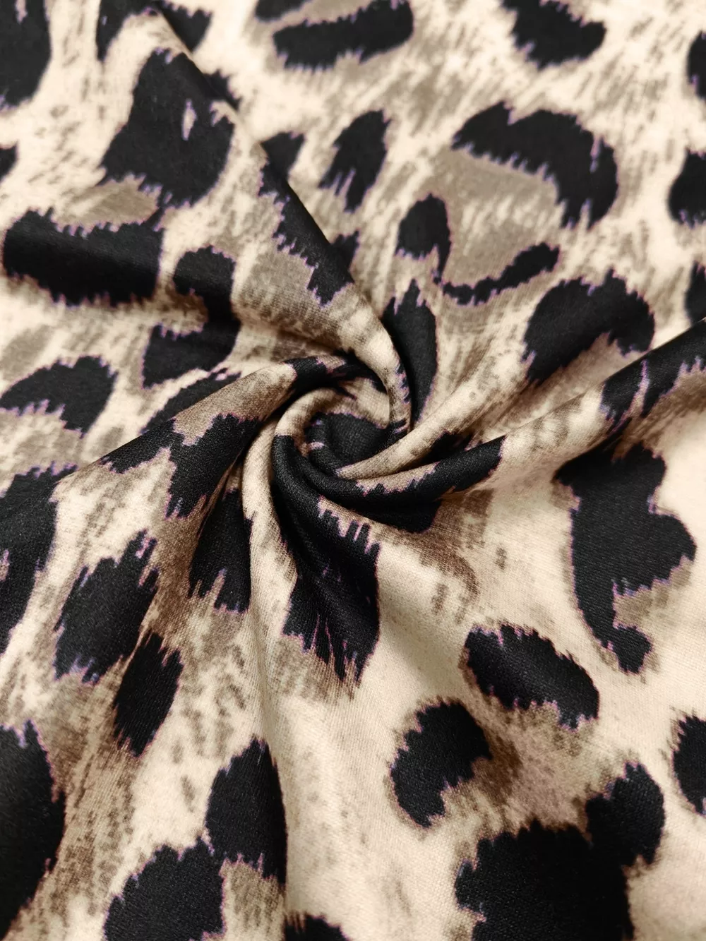 Plus Size Leopard Print Long Sleeve Top and Pants Set, image 7