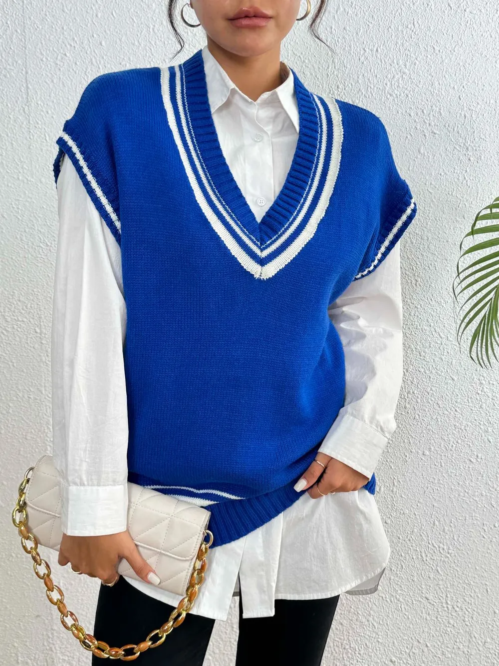 Contrast Trim V-Neck Sweater Vest, image 4