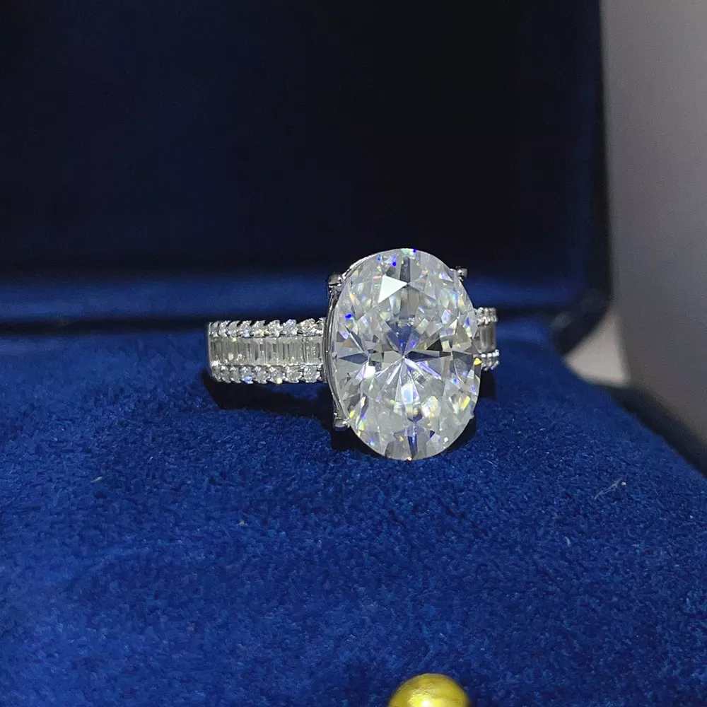 8 Carat 925 Sterling Silver Moissanite Oval Ring, image 3