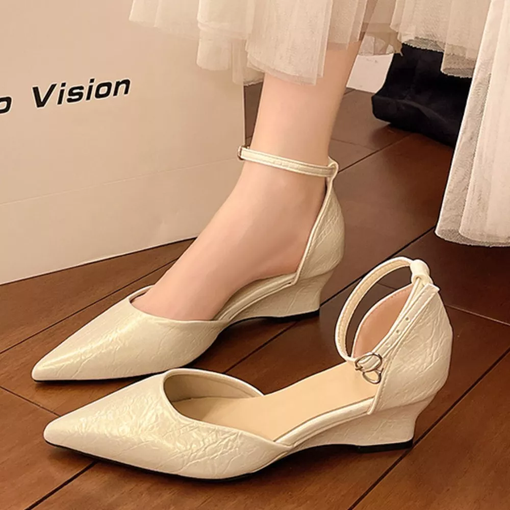 Pointed-Toe Ankle Strap Pumps, image 4