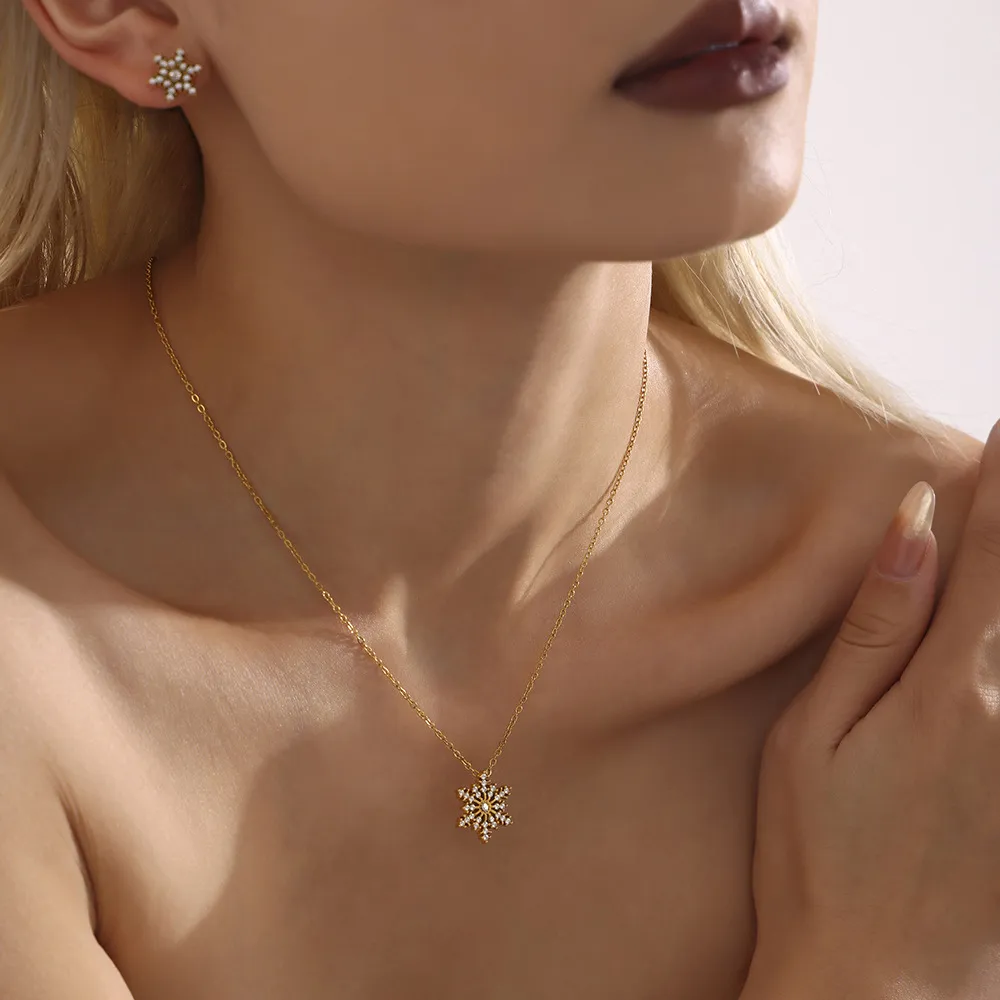 Stainless Steel Inland Zircon Snowflake Necklace, image 2