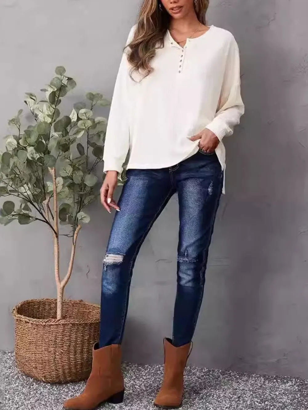 High-Low Quarter Snap Round Neck T-Shirt, image 5