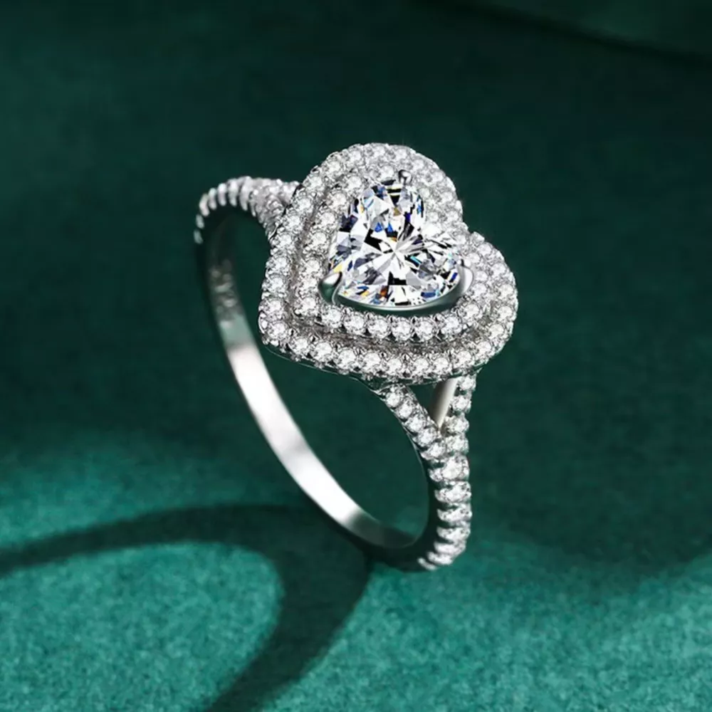 1 Carat Moissanite Heart-Shaped Ring, image 4