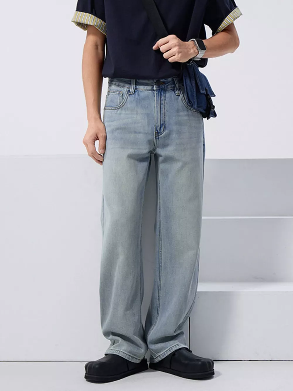 Men's Wash Relaxed Fit Jeans, image 4