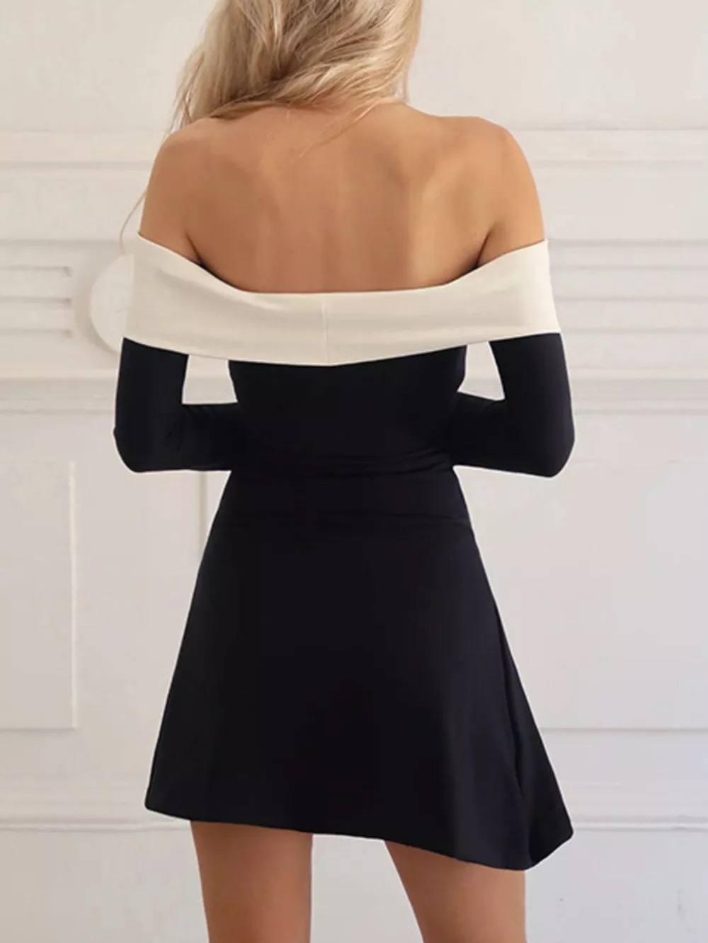 Off-Shoulder Bell Sleeve Mini Dress, image 3