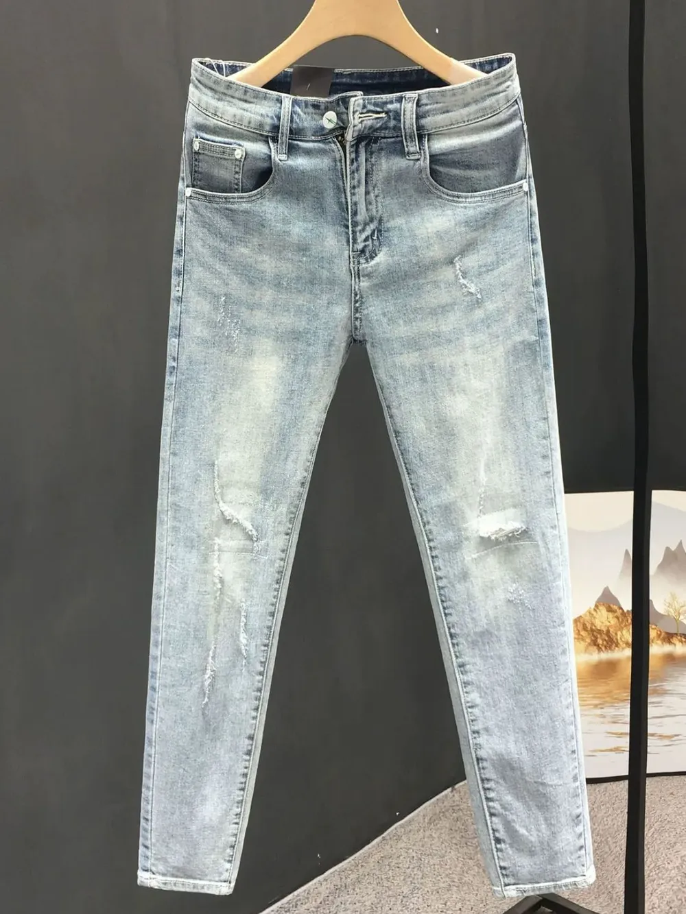 Men's Distressed Skinny Jeans