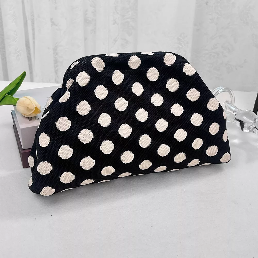 Portable Contrast Knit Clutch, image 12