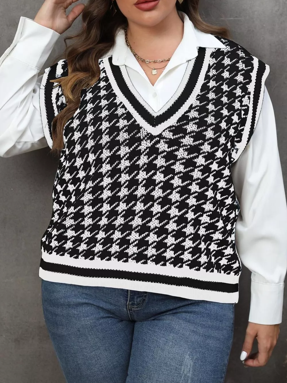 Plus Size Houndstooth V-Neck Knit Sweater Vest, image 16