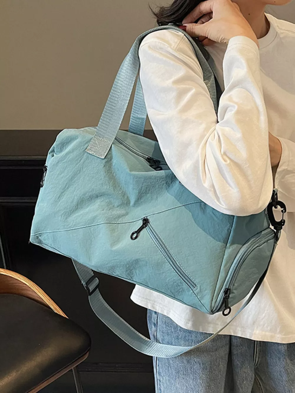 Lightweight Travel Duffel Bag, image 4