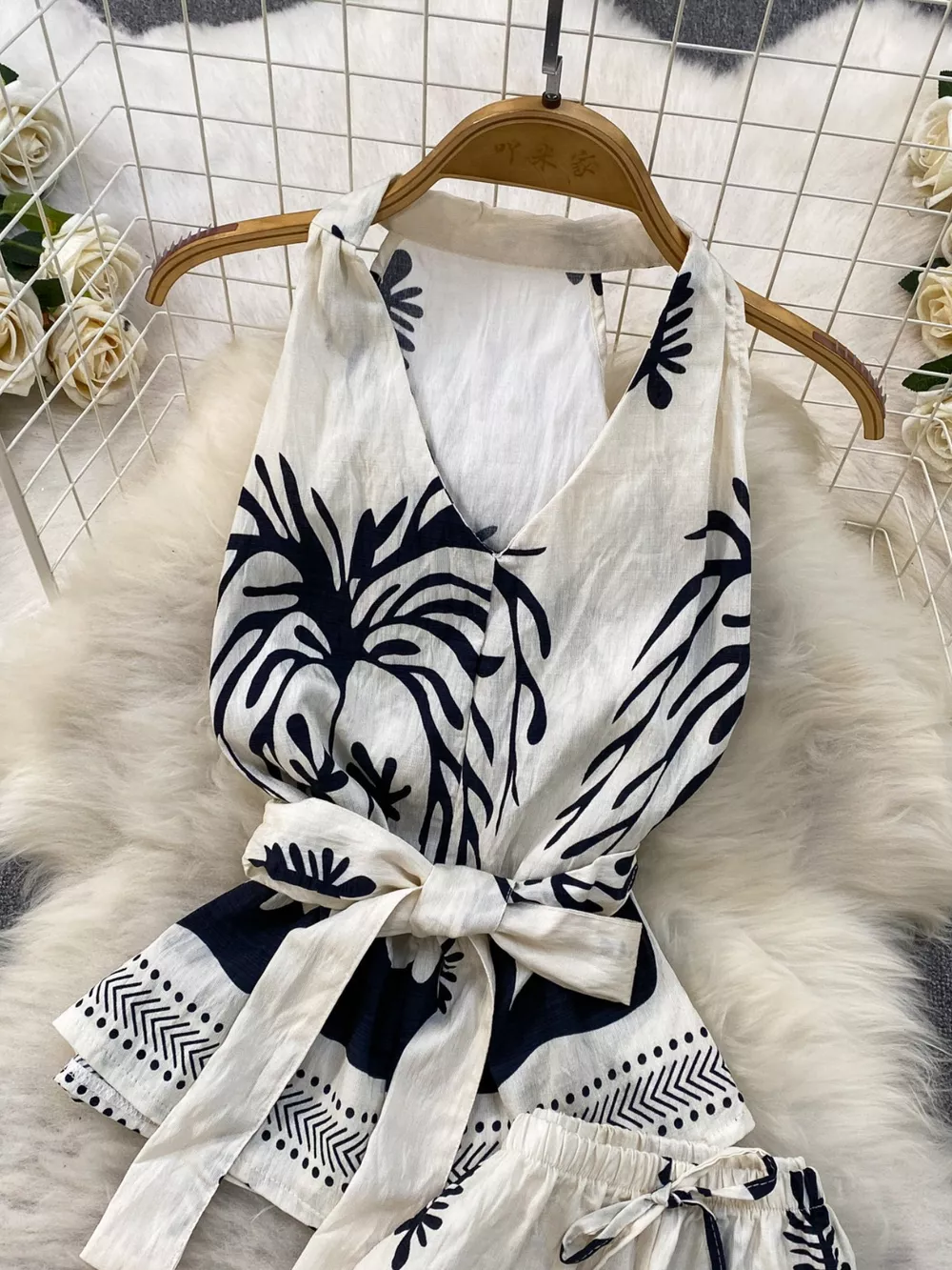 Printed Sleeveless Top and Wide Leg Pants Set, image 2