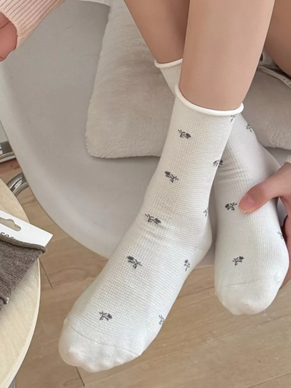 Floral Print Crew Socks, image 2
