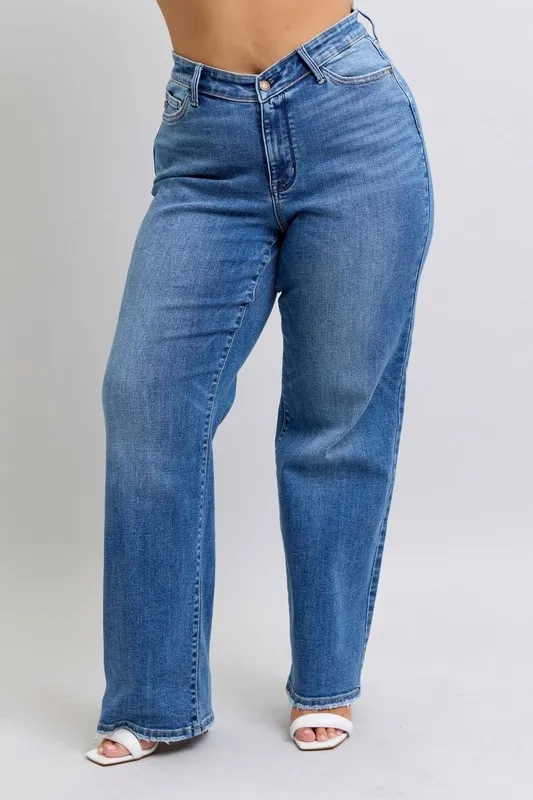 Full Size High Waist V-Front Vintage Wash Straight Jeans Plus Size, image 2