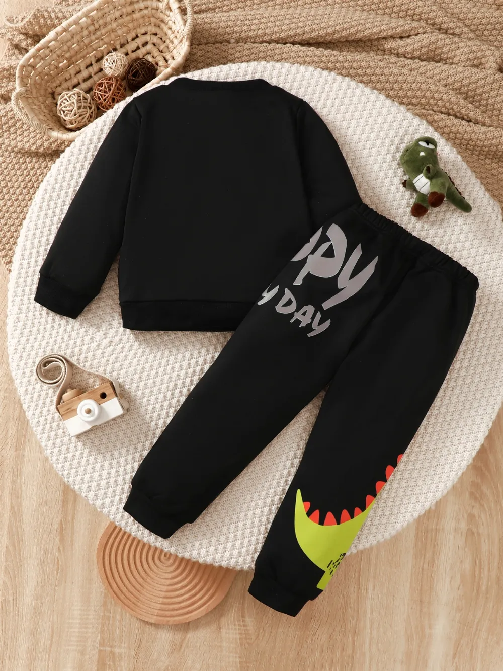 Children's Dinosaur Graphic Sweatshirt and Pants Set, image 2