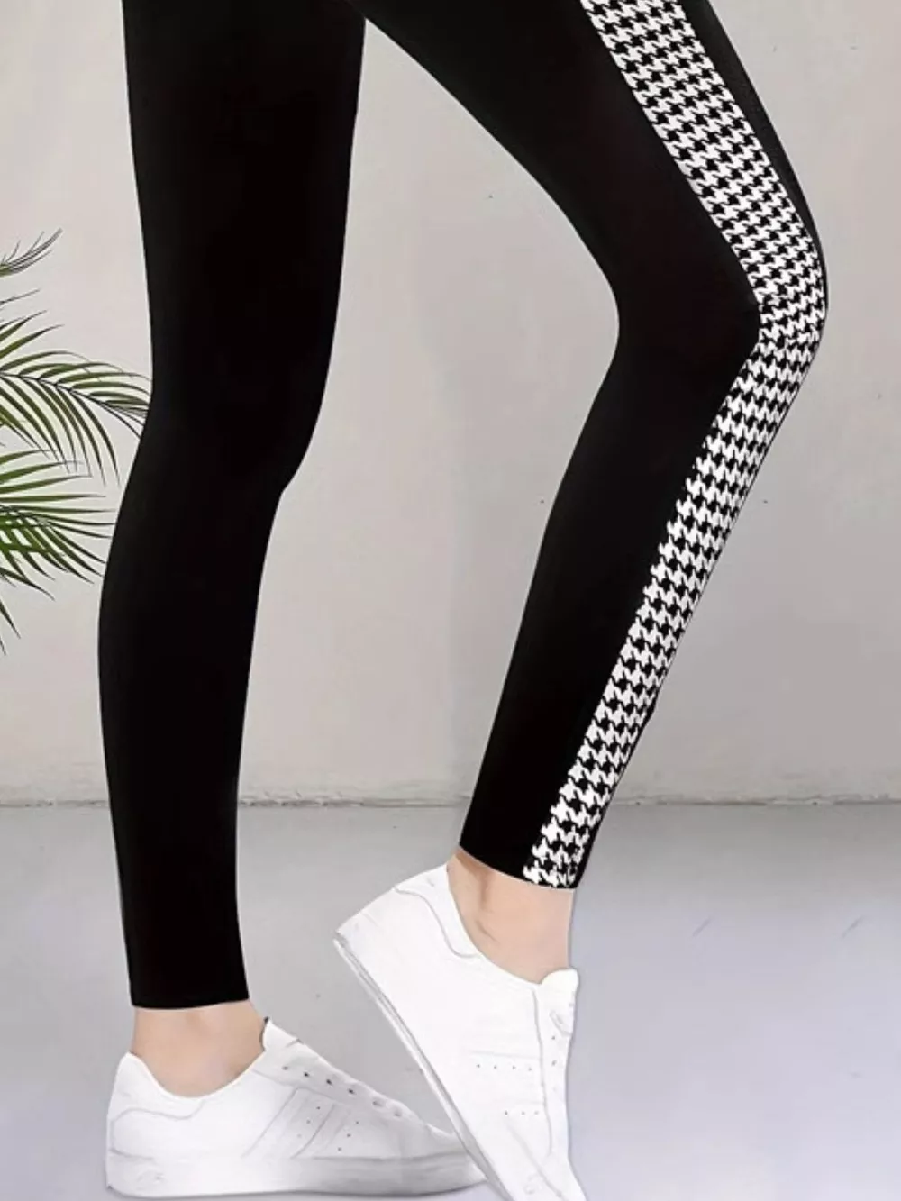 High-Waisted Side Houndstooth Active Leggings, image 3