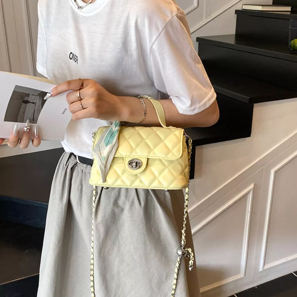 Quilted Flap Crossbody Bag, image 3