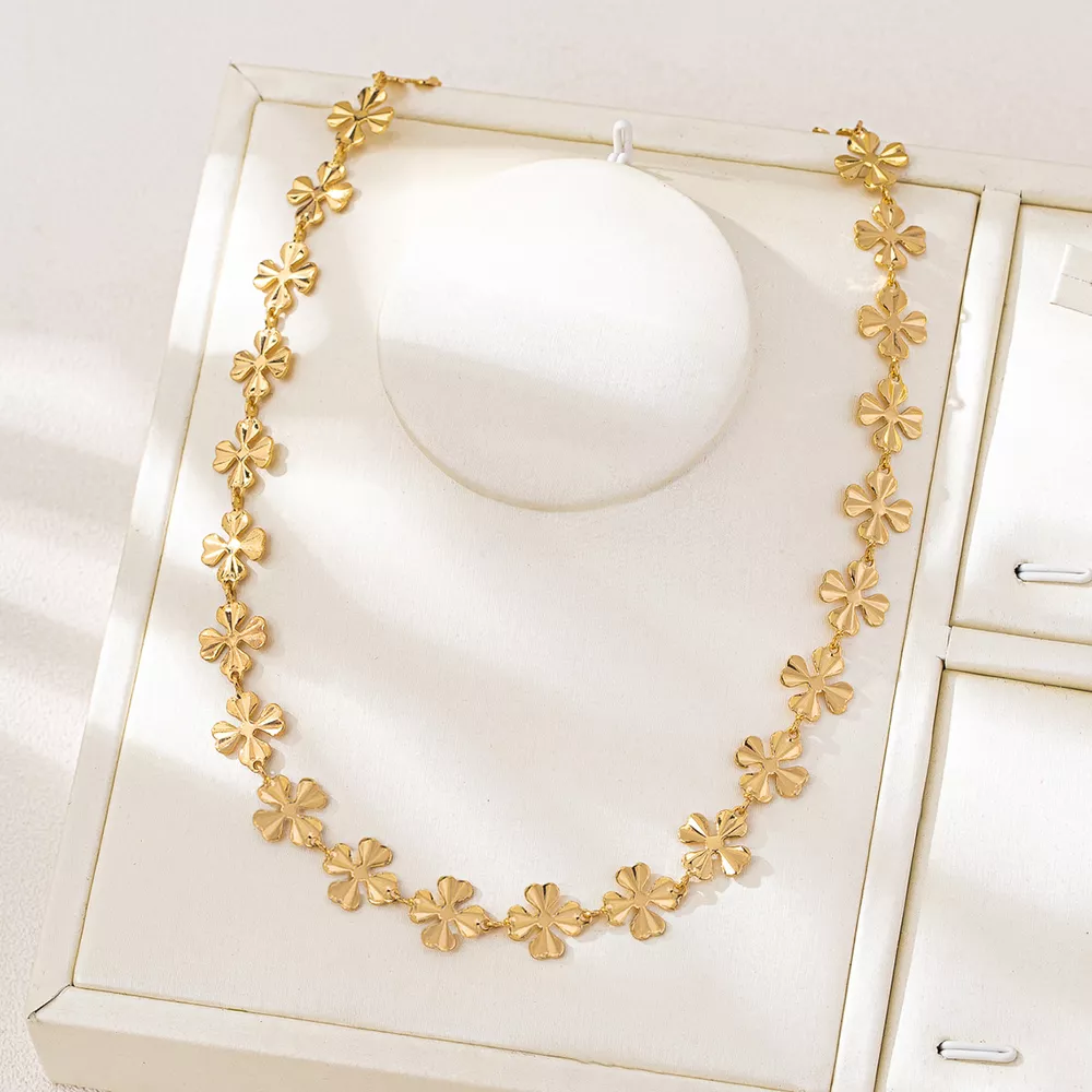 18K Gold-Plated Alloy Flower Chain Necklace, image 3