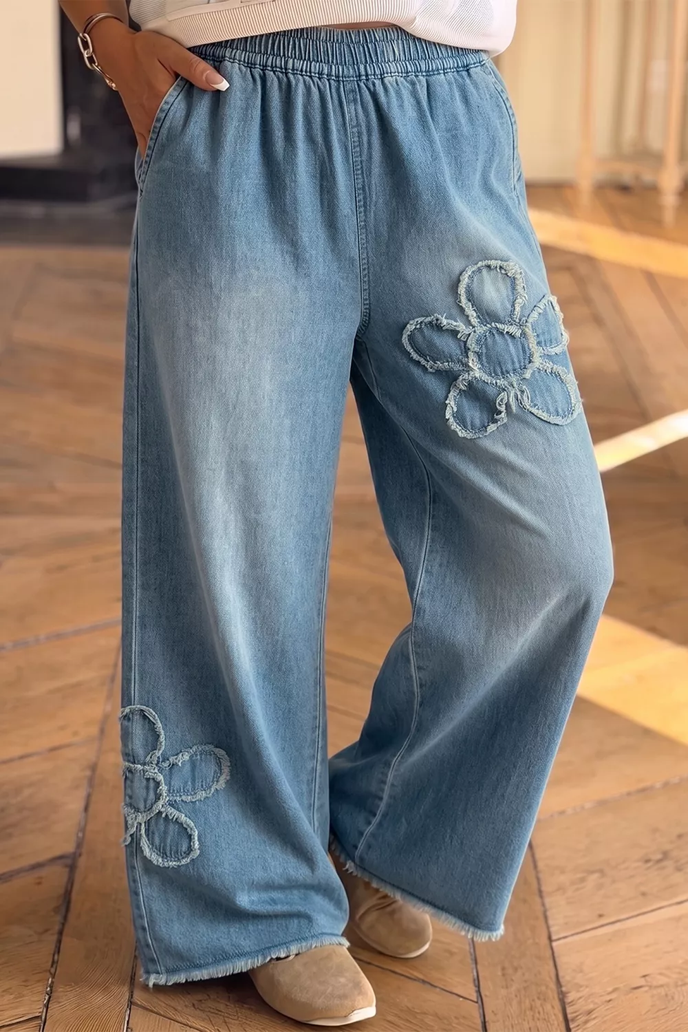 Frayed Floral Patch Wide Leg Raw Hem Wide Leg Jeans, image 2