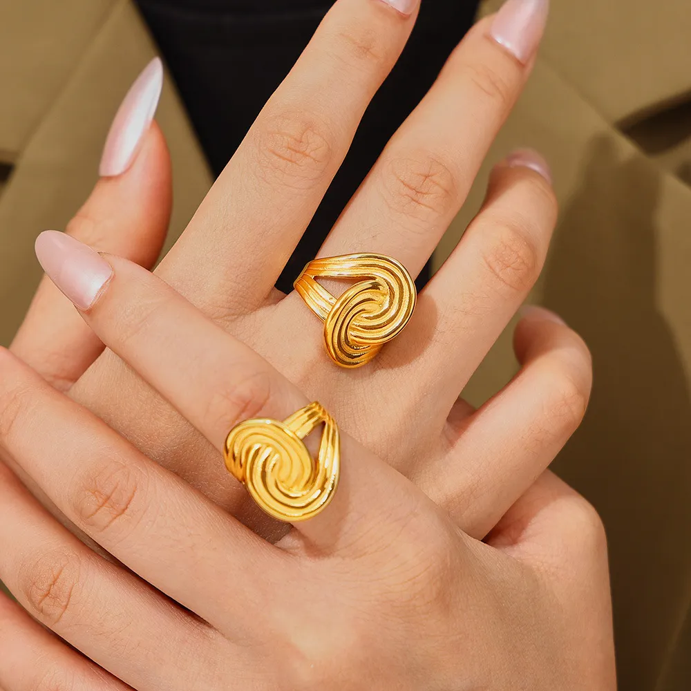 18K Gold-Plated Twisted Ring, image 2