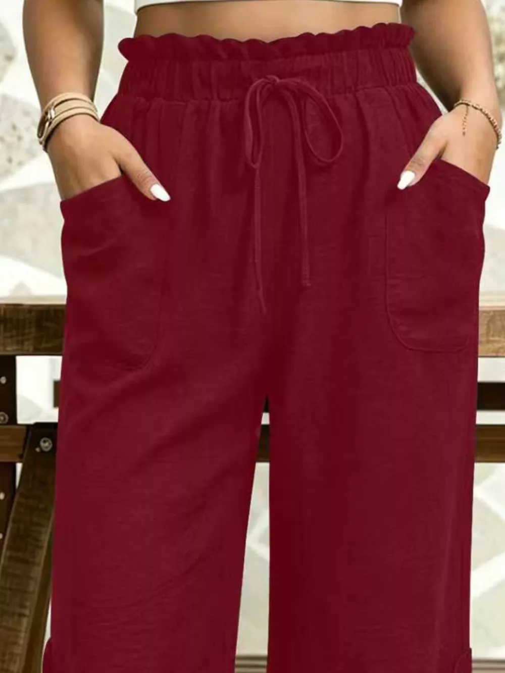 High-Waisted Drawstring Capris, image 11