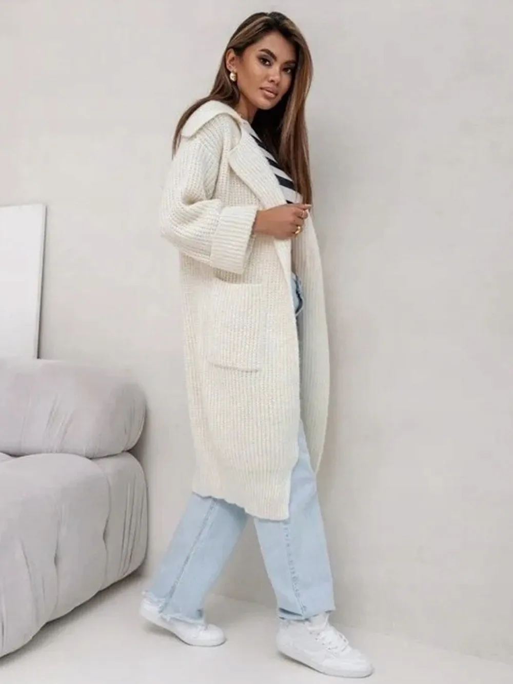 Pocketed Collared Neck Dropped Shoulder Cardigan, image 9