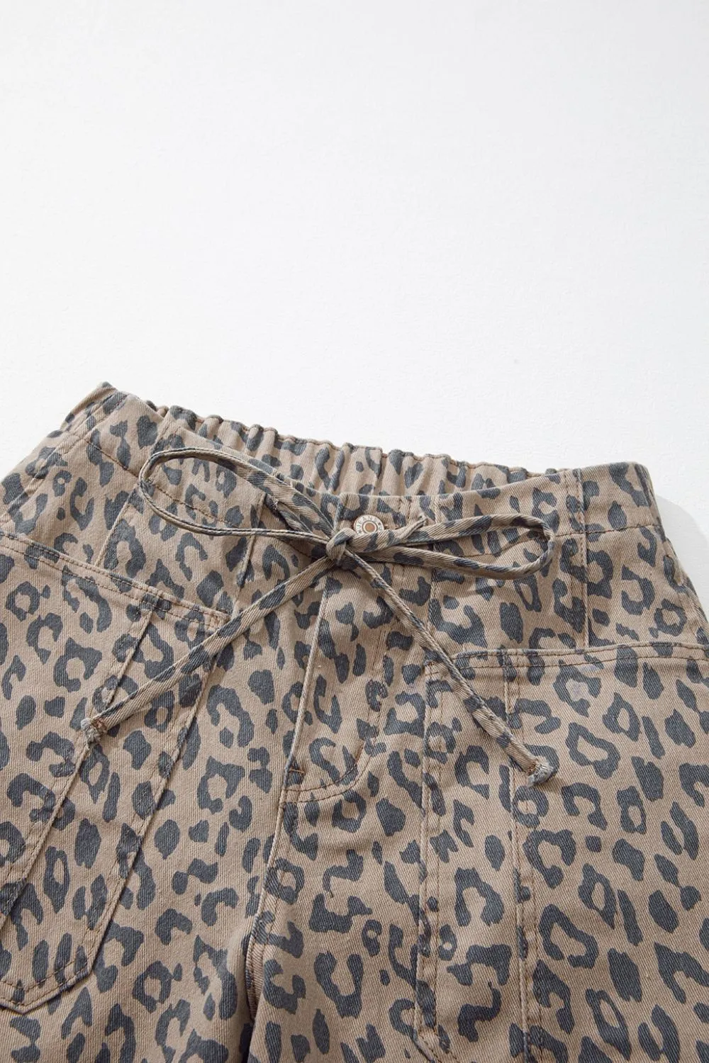 Leopard Printed Drawstring Waist Pocketed Wide Leg Jeans, image 7