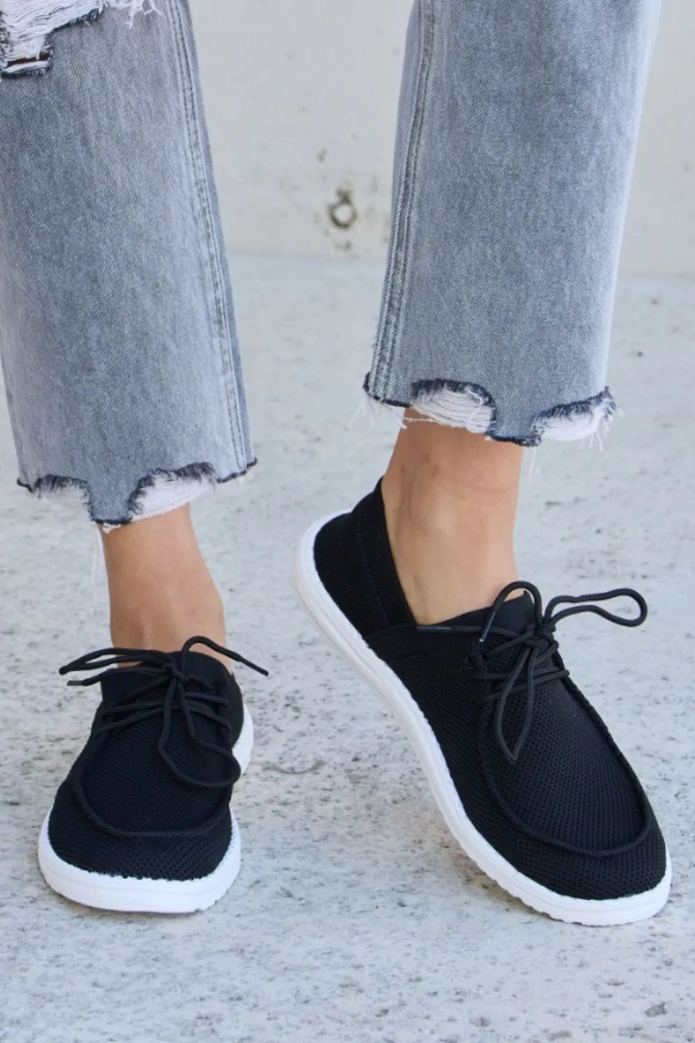 Flat Round Toe Lace-Up Sneakers