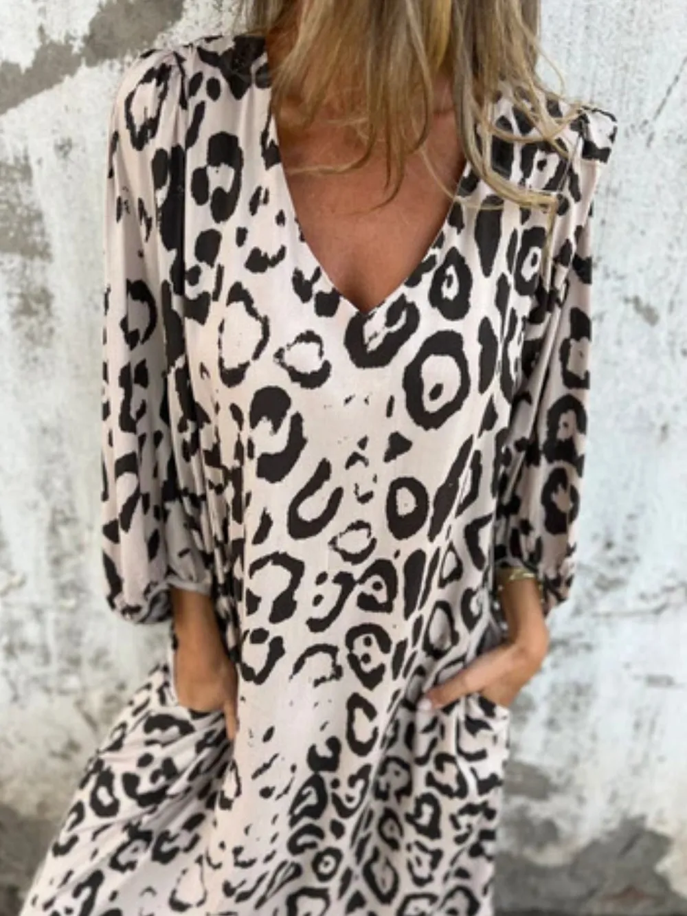 Full Size Printed V-Neck Dress with Pockets Plus Size, image 18