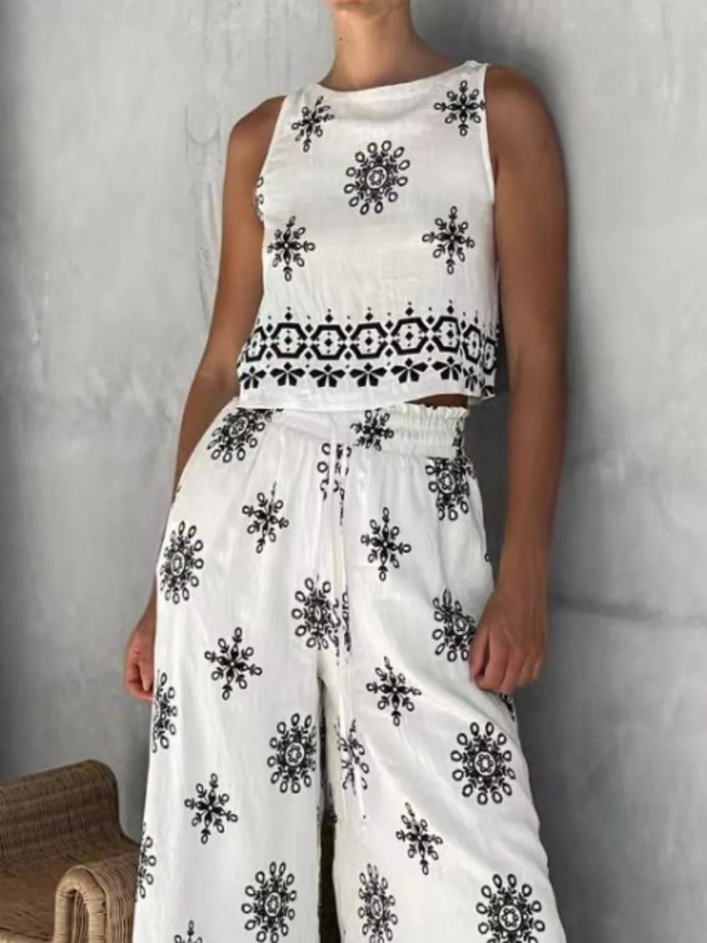 Printed Tank and Wide Leg Pants Set, image 4