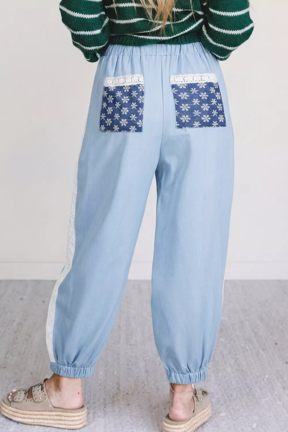 Lace Accent Floral Patched Pocket Pleated Wide Leg Slouchy Pants, image 2