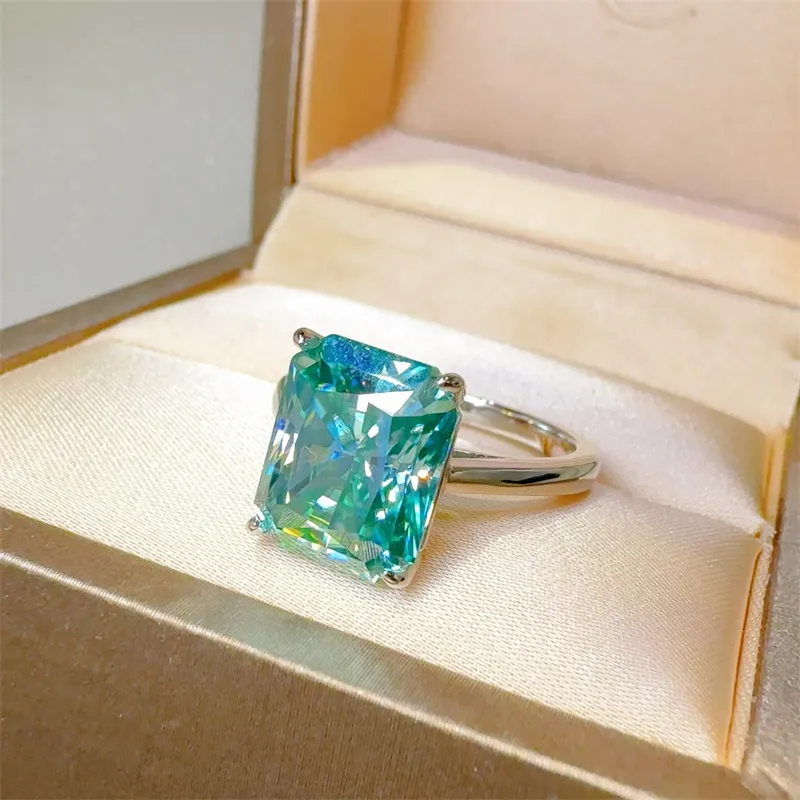 2 Carat 925 Sterling Silver Moissanite Rectangle Shape Ring, image 3
