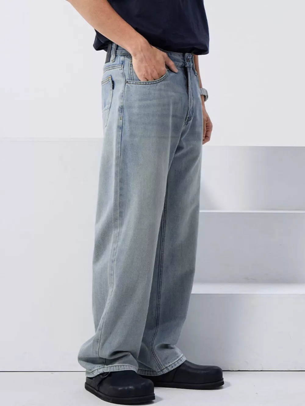 Men's Wash Relaxed Fit Jeans, image 5