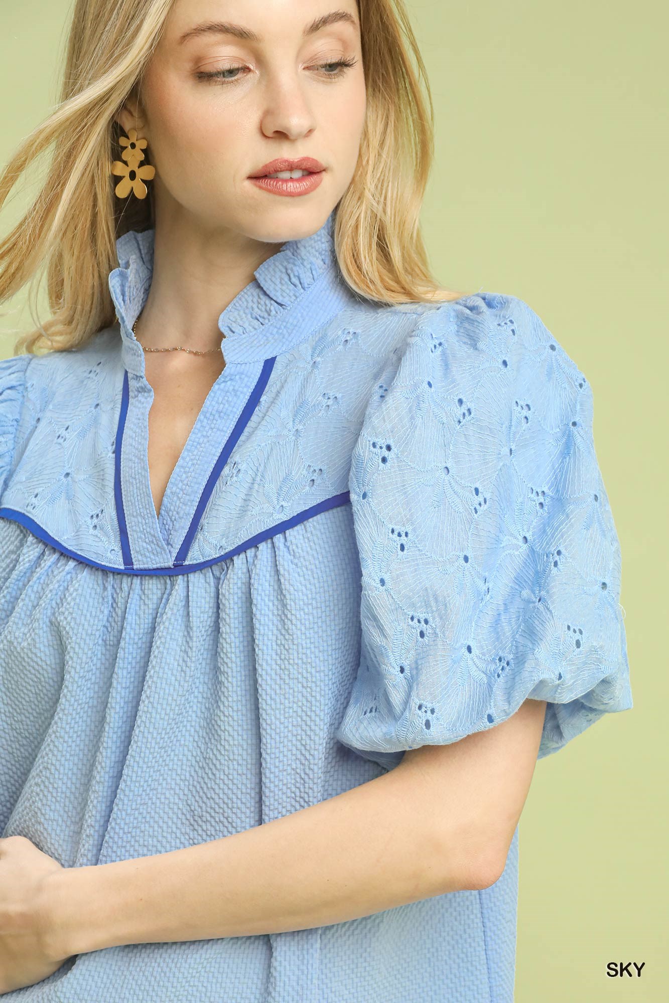 Puff Sleeve Eyelet Mix Top with Contrast Piping, image 4