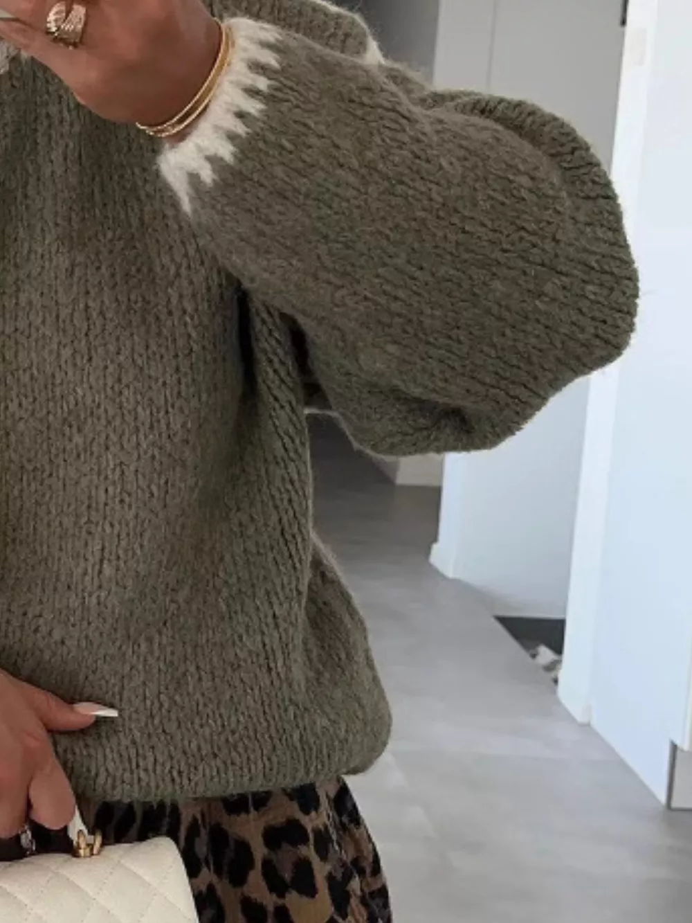 Contrast Trim Turtleneck Long Sleeve Sweater, image 4