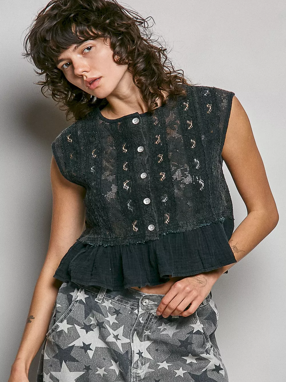 Round Neck Lace Sleeveless Top with Double Gauze Ruffle, image 2