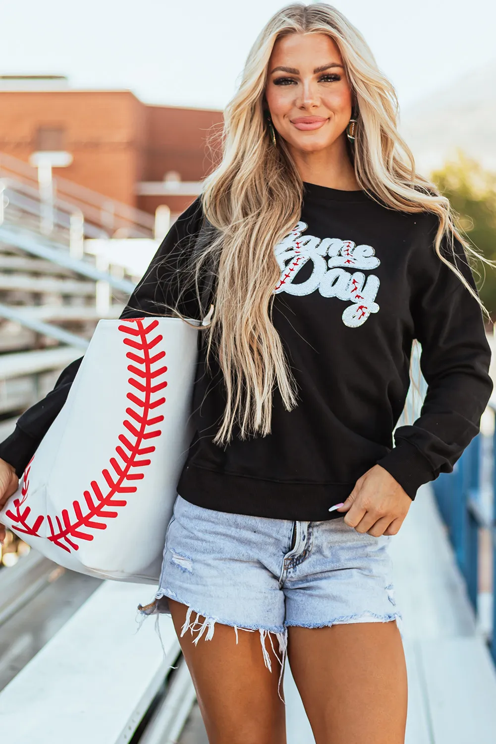 Letter Graphic Round Neck Long Sleeve Sweatshirt, image 3
