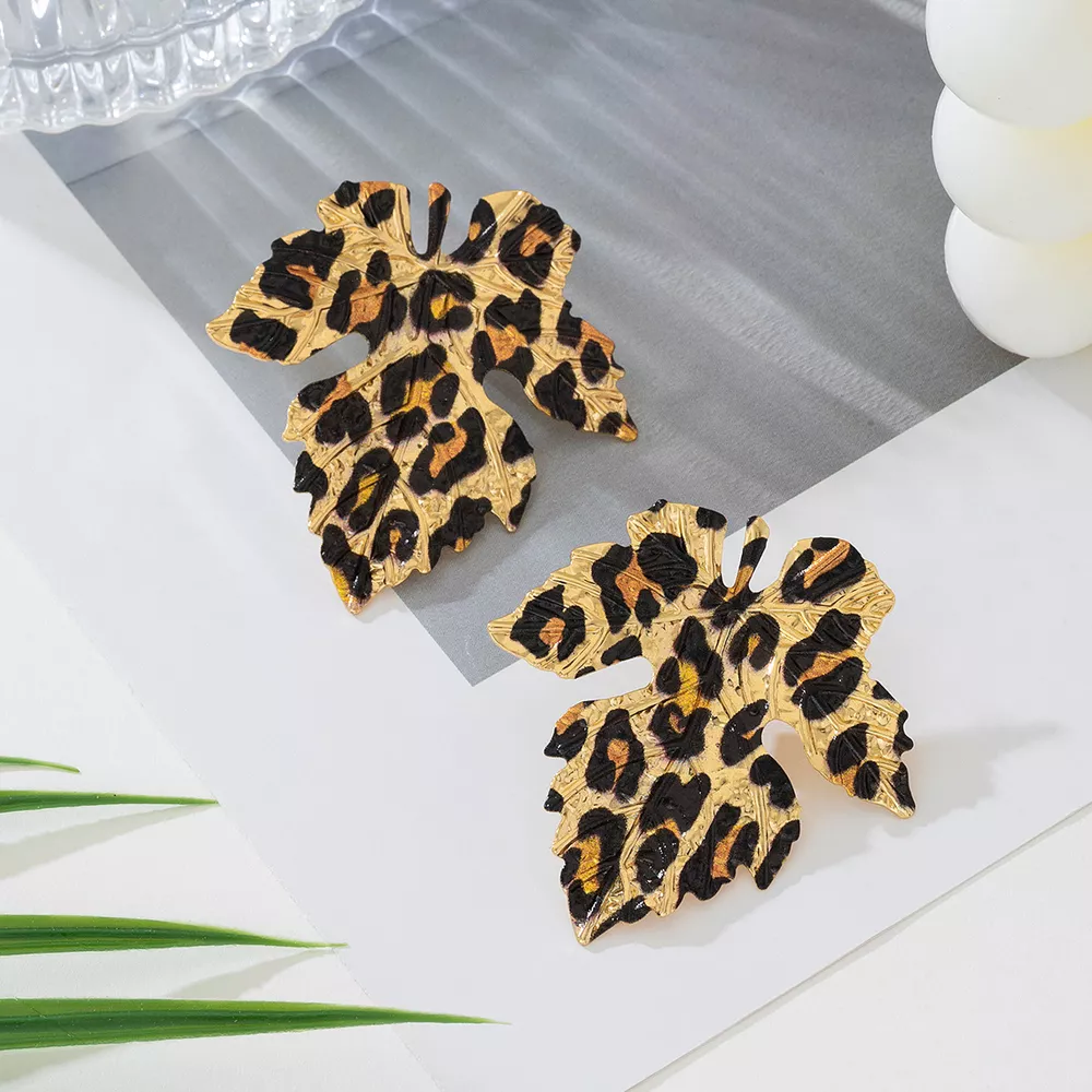 Alloy Leopard Print Leaf Earrings, image 4