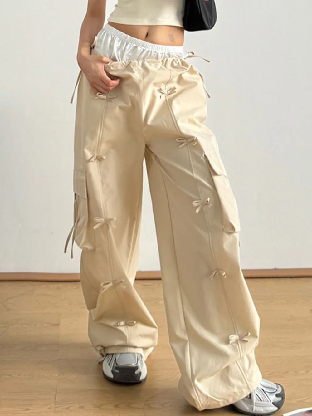 Cargo Wide Leg Pants with Bow Tie Details, image 3