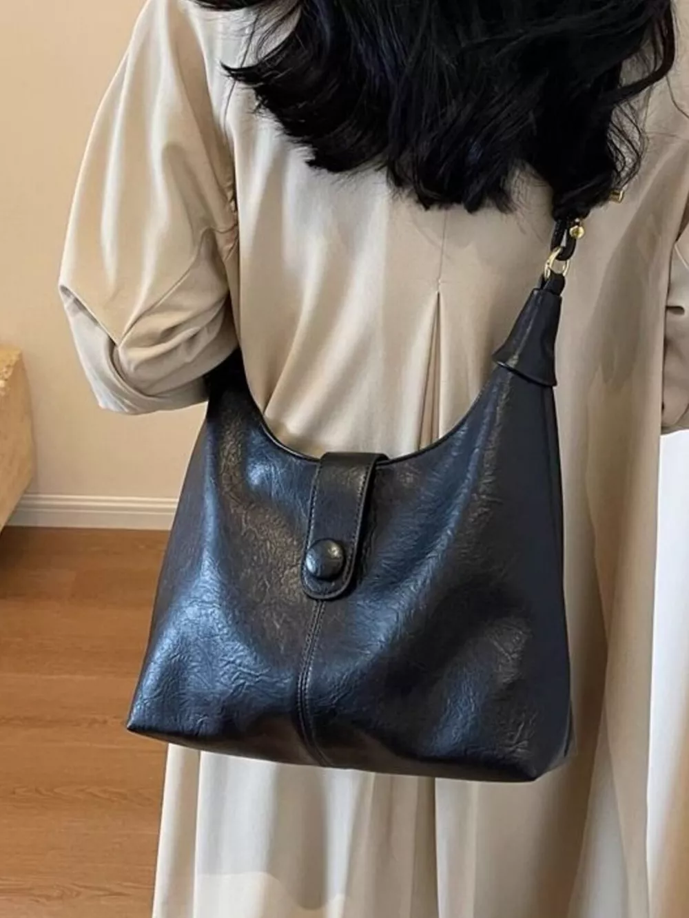 Vintage Buckle Closure Shoulder Bag, image 4