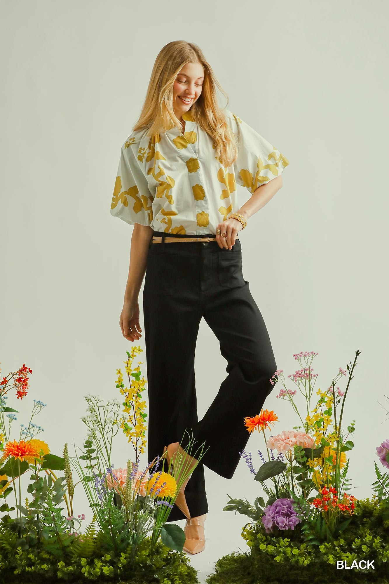 Button Stretched Pants