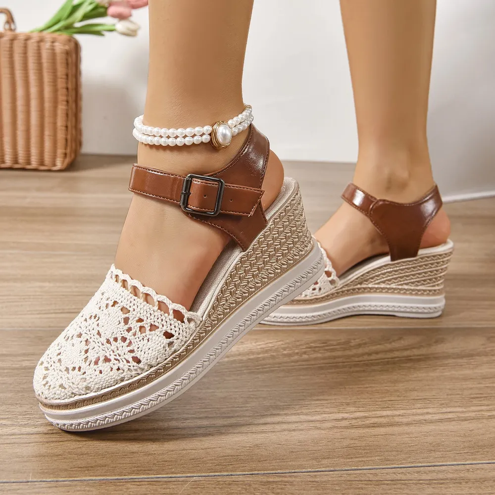Round Toe Wedge Sandals, image 3