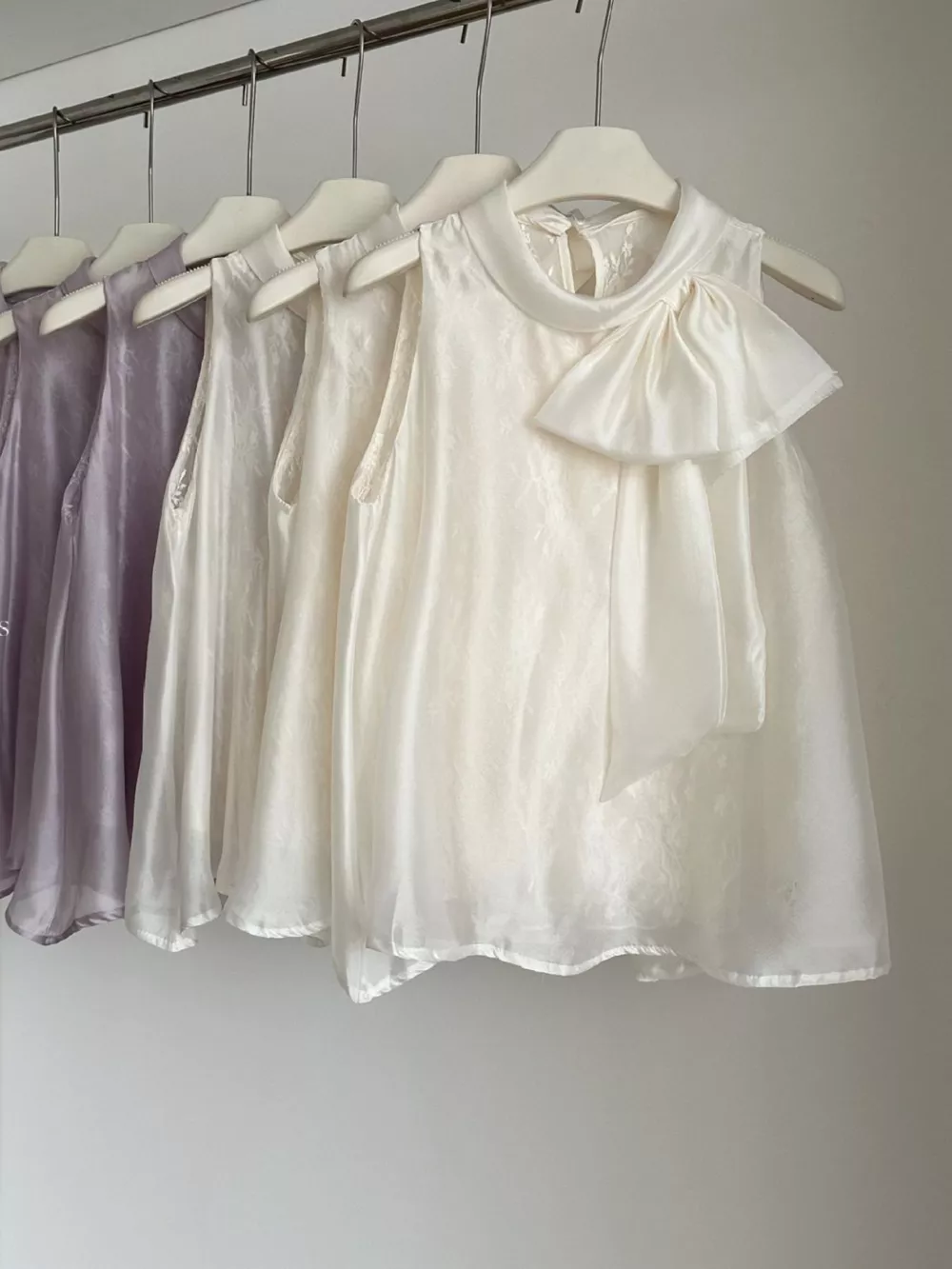Bow Chiffon Sleeveless Top