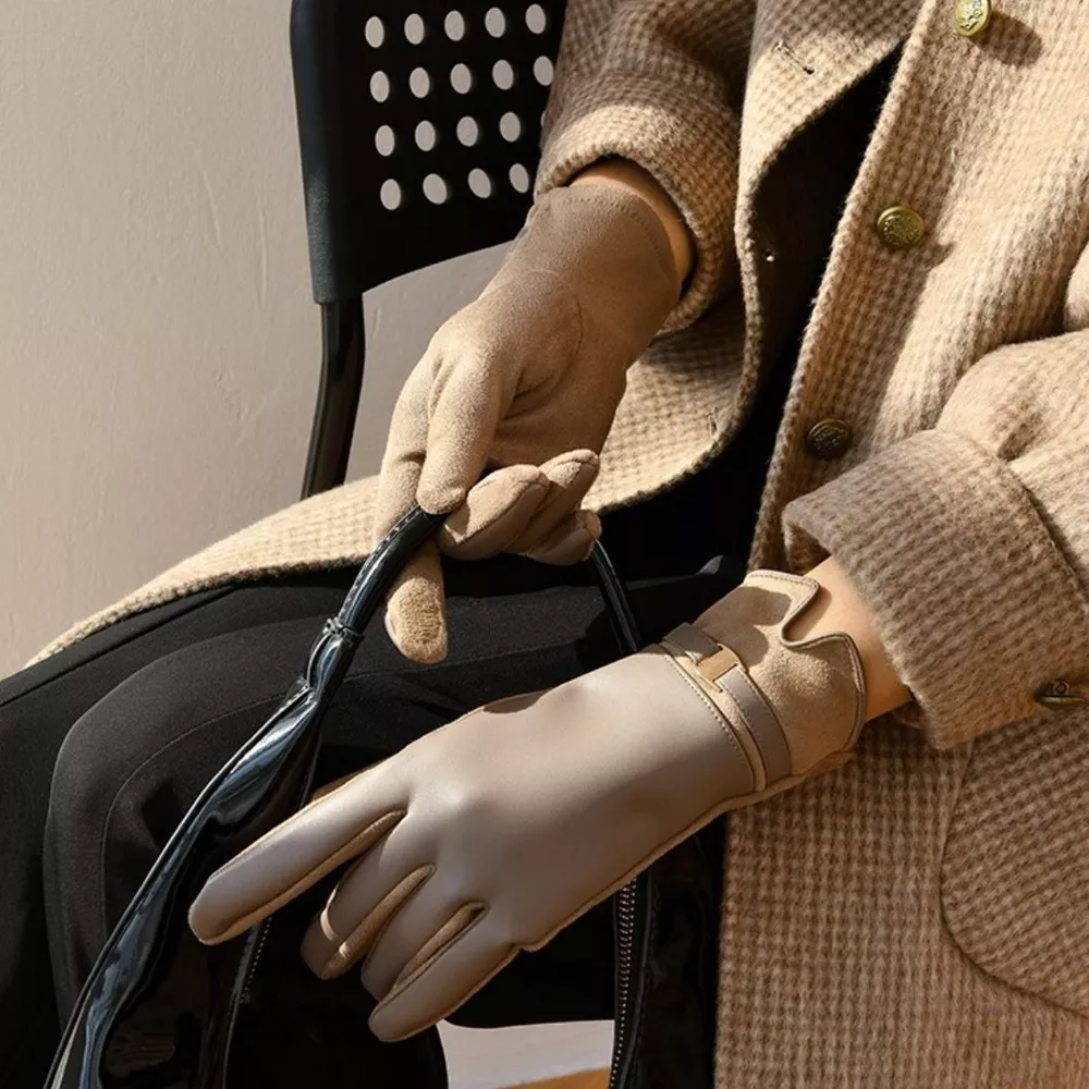 Buckle Detail Gloves, image 3