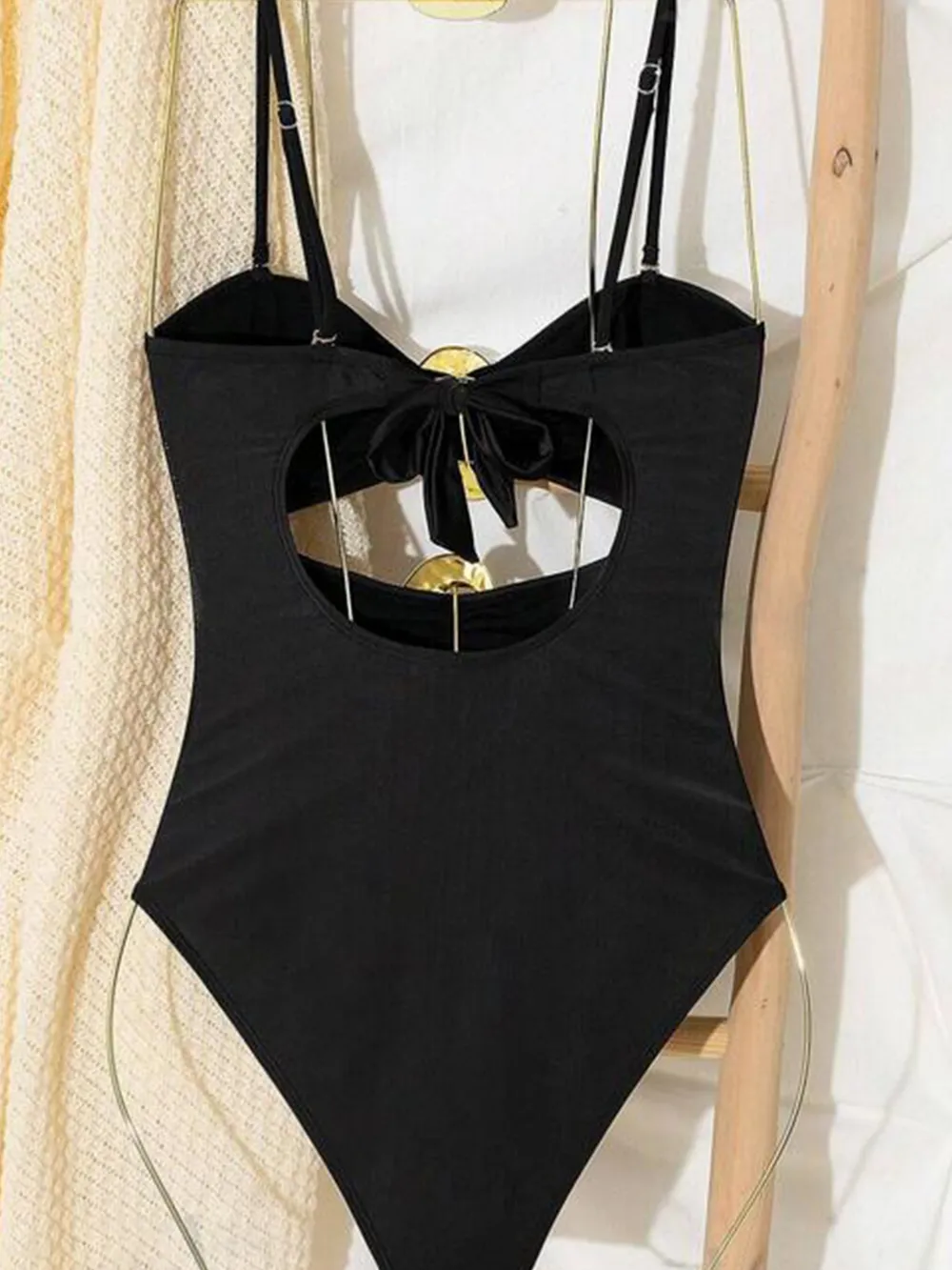 Cutout Sweetheart Neck One-Piece Swimwear, image 3