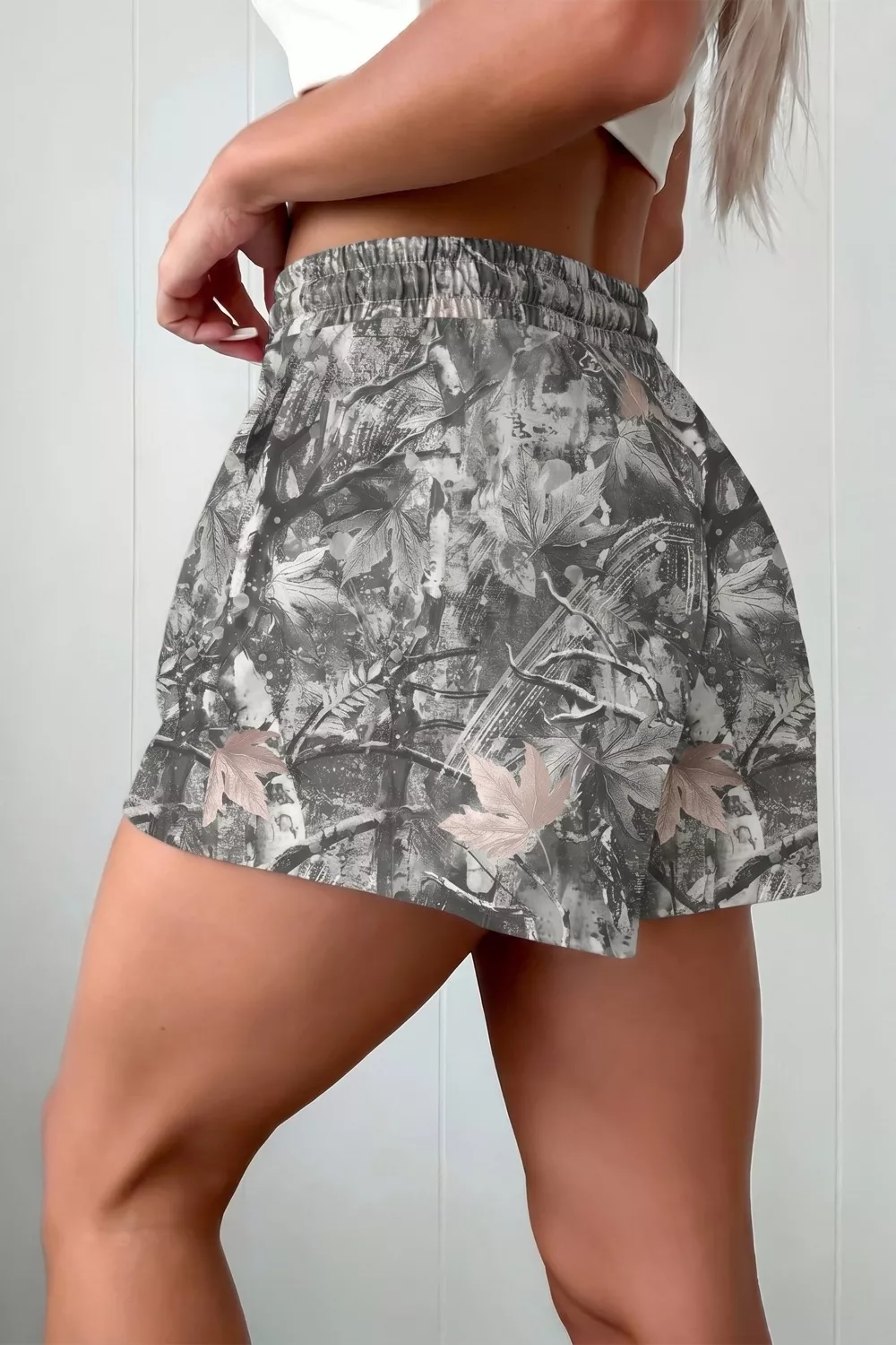 Abstract Maple Leaf Printed Tie Elastic Waist Shorts, image 2