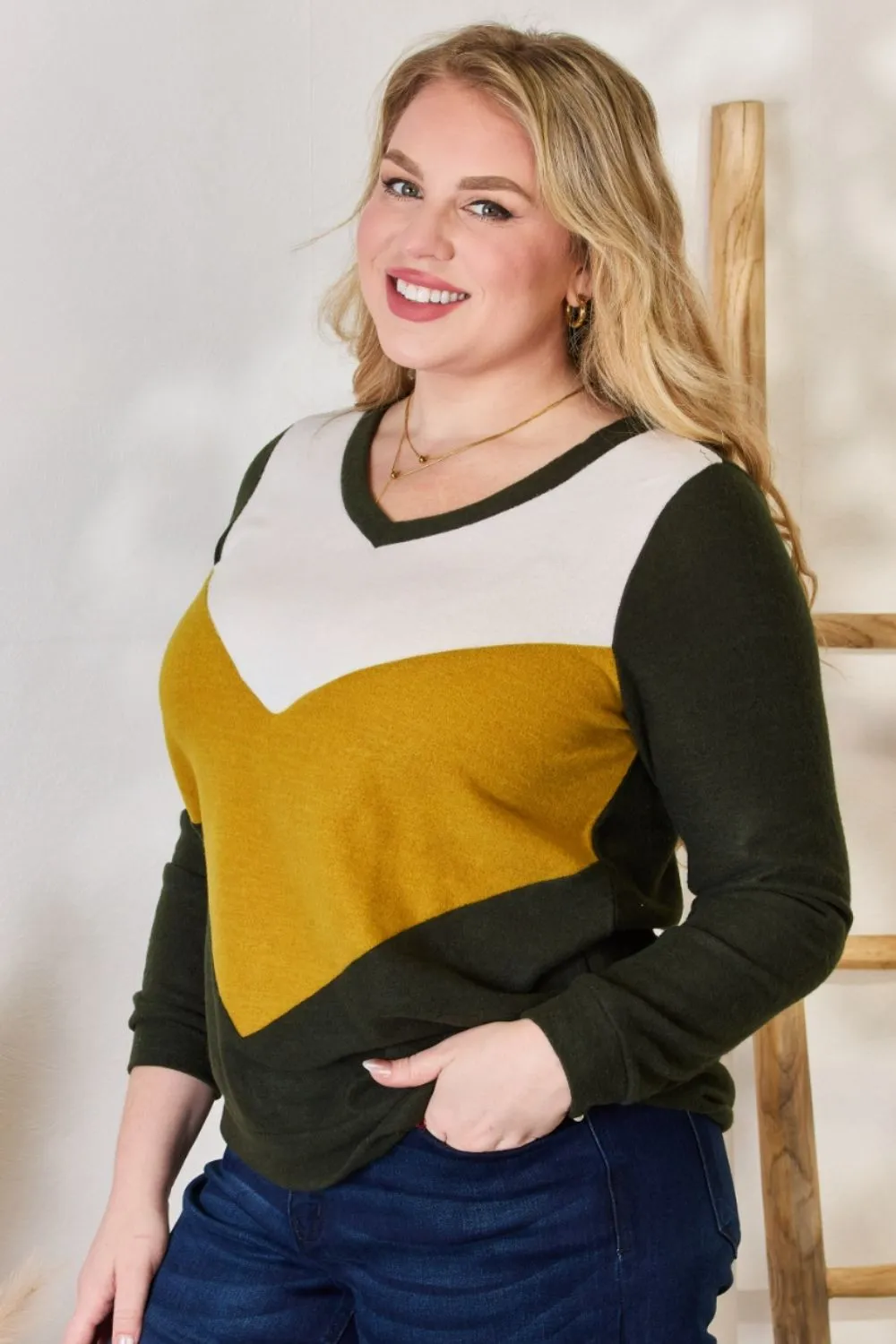 Full Size Colorblock V-Neck Blouse, image 7