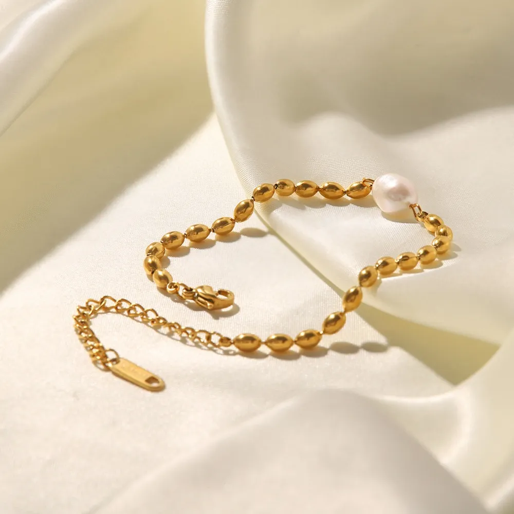 Pearl and Gold Chain Jewelry Set with Necklace and Bracelet, image 4