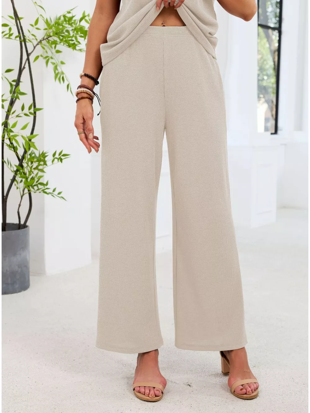 Lace Detail Short Sleeve Top and Pants Set, image 9