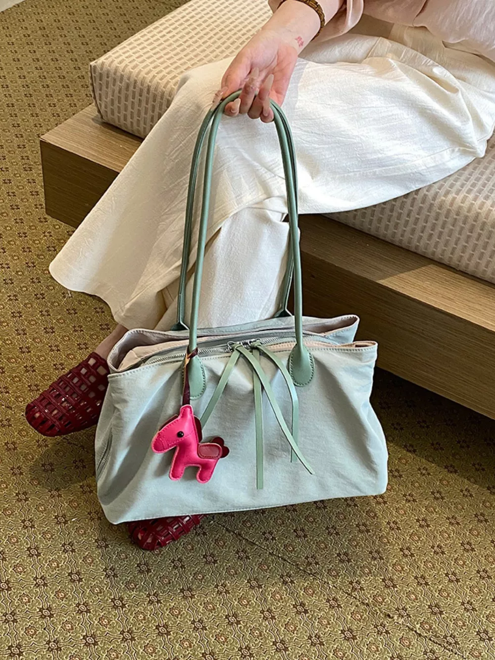Lightweight Canvas Shoulder Bag, image 2
