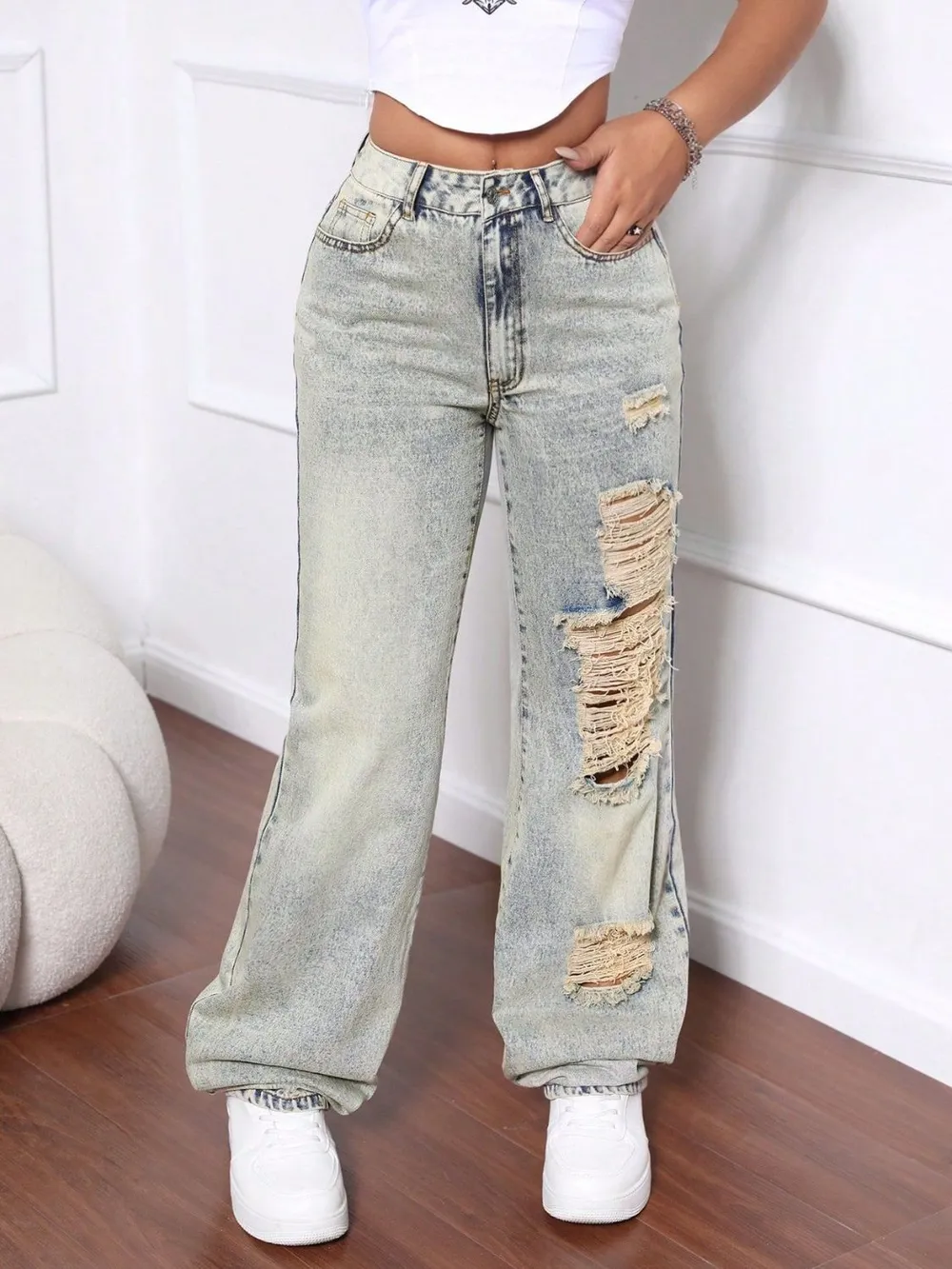 Distressed High Waist Jeans, image 2